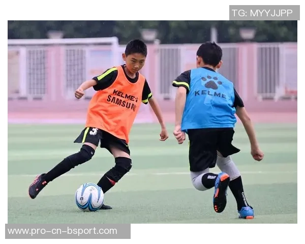 开封校园足球蓬勃发展助力青少年健康成长与团队精神培养